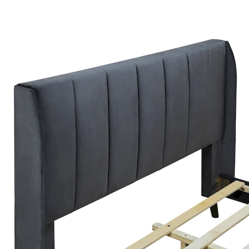 Lit plateforme rembourré grand format en velours