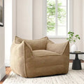 Un pouf individuel dans le salon