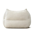 Un pouf individuel dans le salon