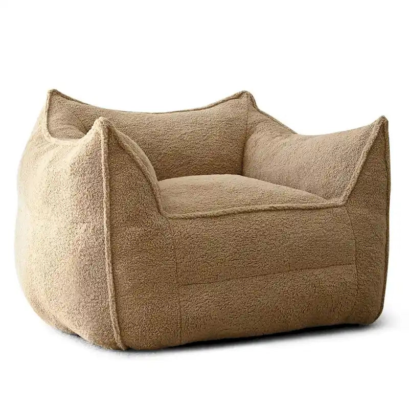 Un pouf individuel dans le salon