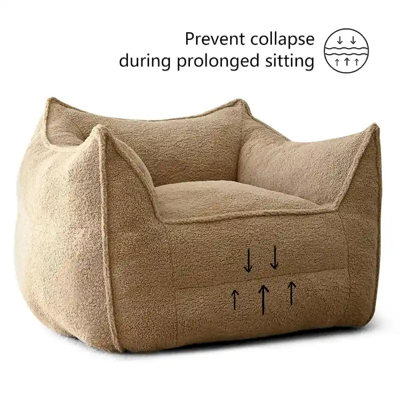 Un pouf individuel dans le salon